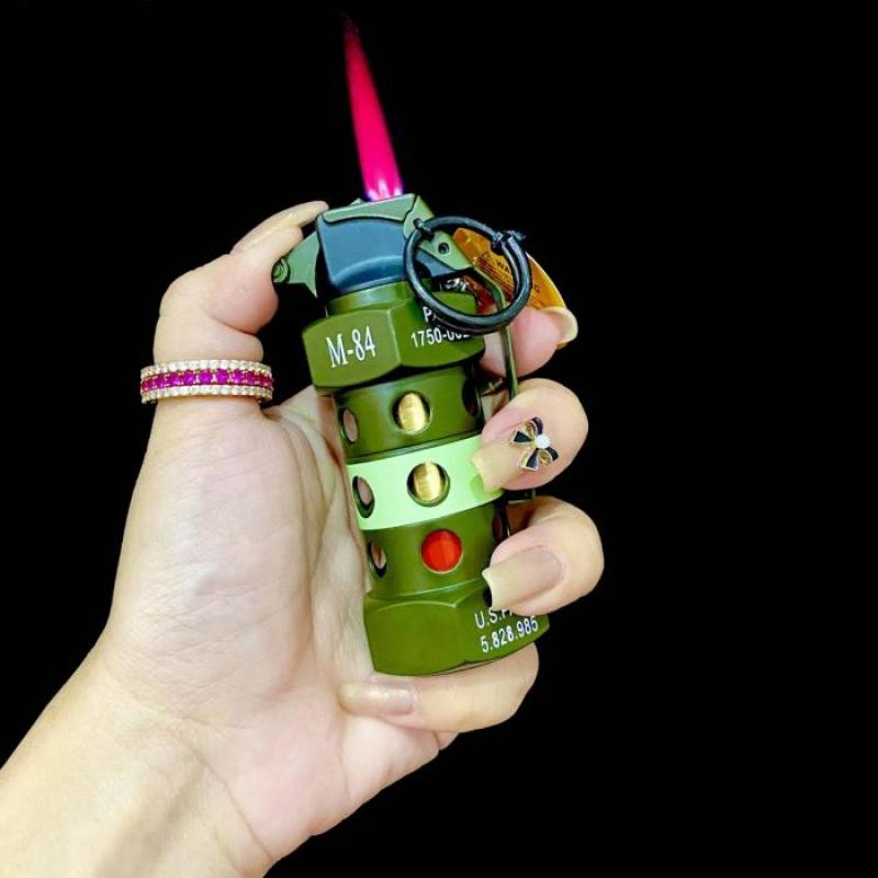 Bật lửa hình trái lựu đạn M-84 màu xanh